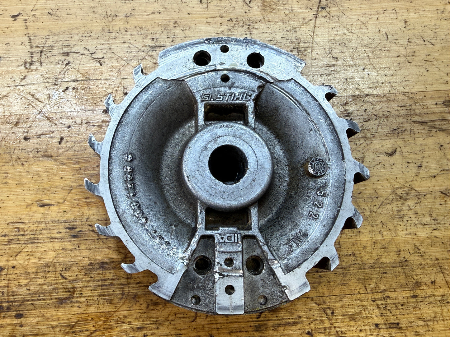 Stihl MS192T Lendkerék