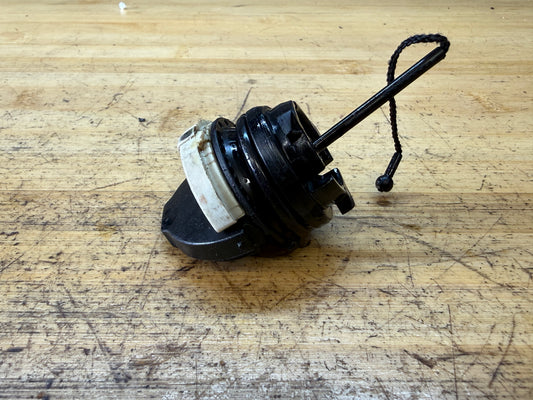 Stihl MS192T Tankelzáró